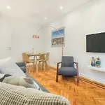Marques De Pombal Metropolitan Flat شقة
