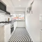 Marques De Pombal Metropolitan Flat Διαμέρισμα Lisboa