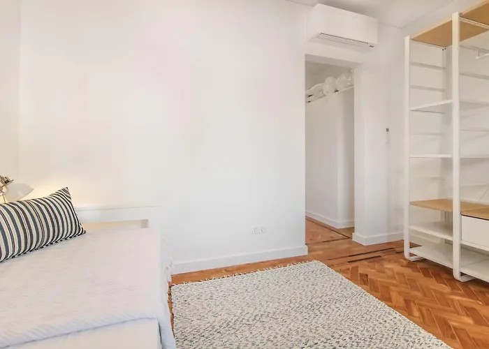 Marques De Pombal Metropolitan Flat Daire