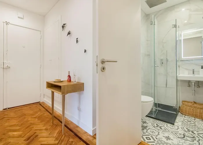 Marques De Pombal Metropolitan Flat *