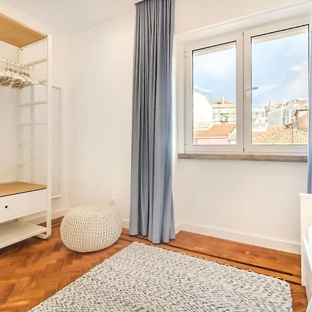 Апартаменты Marques De Pombal Metropolitan Flat *