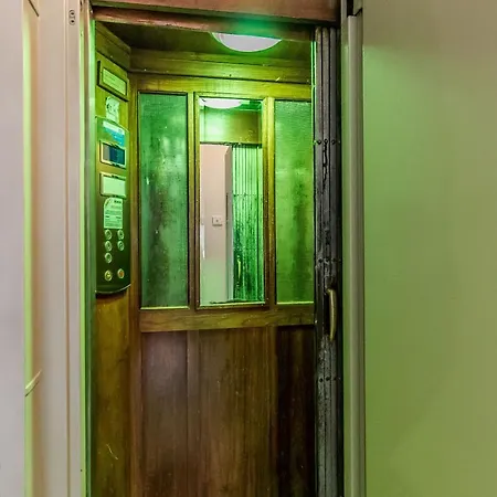 Marques De Pombal Metropolitan Flat Apartment