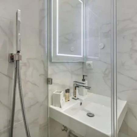 Marques De Pombal Metropolitan Flat Lisbon
